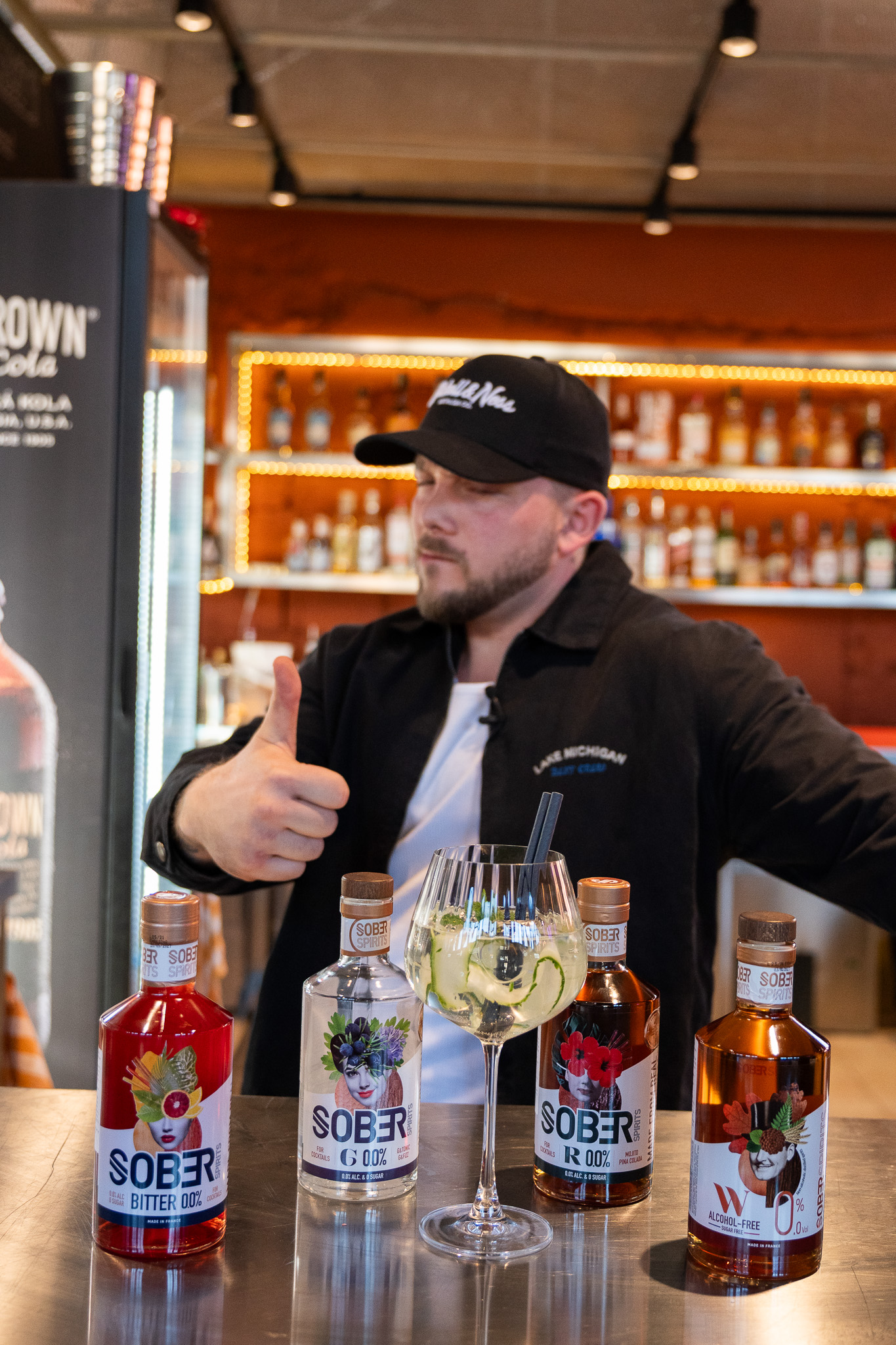 Výčep a nově zrekonstruovaný drink bar na Skautské v Ostravě Porubě s nabídkou klasických piv a drinků i minipivovarů a specialit.
